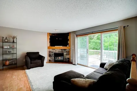 4793 Grenwich Road N Oakdale MN 55128
