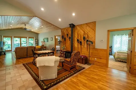 14260 County 38 Eagle Bend MN 56446