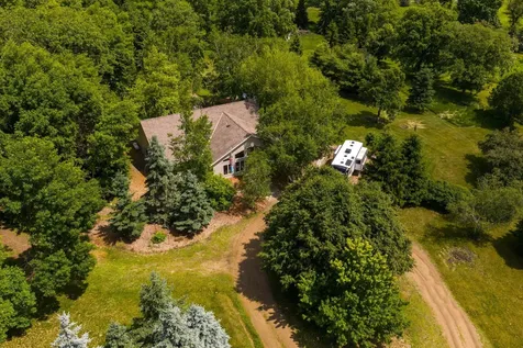 14260 County 38 Eagle Bend MN 56446