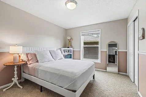 9908 Toledo Drive N Brooklyn Park MN 55443