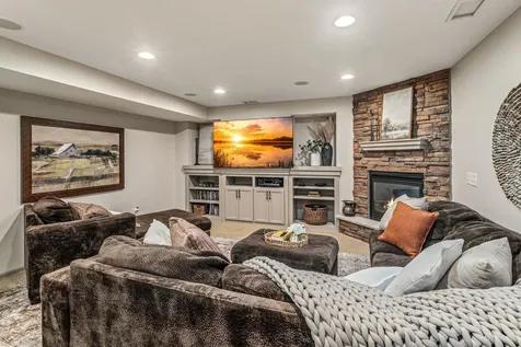 9908 Toledo Drive N Brooklyn Park MN 55443