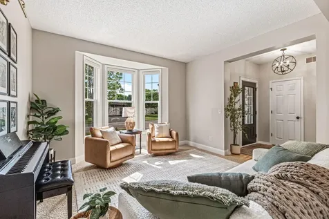 9908 Toledo Drive N Brooklyn Park MN 55443