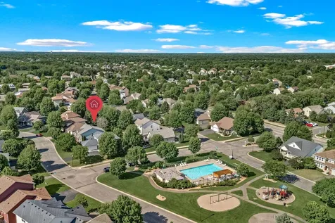 9908 Toledo Drive N Brooklyn Park MN 55443