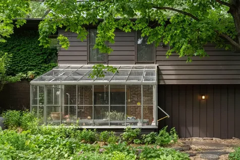 549 Turnpike Road Golden Valley MN 55416
