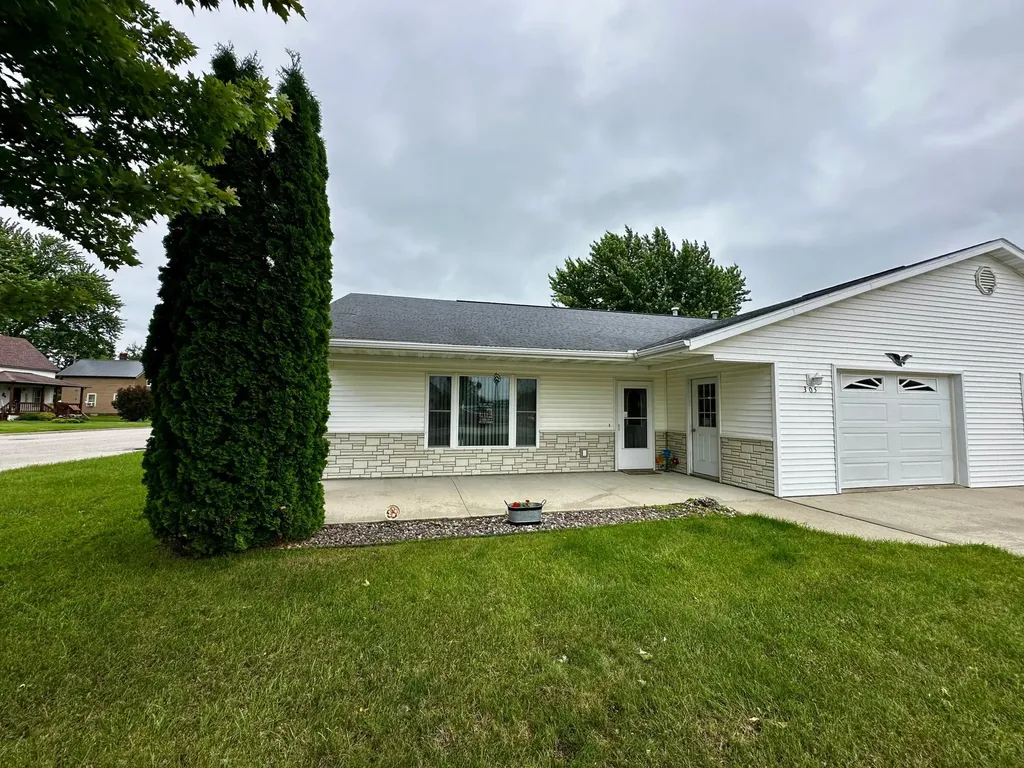 305 E Fillmore Mabel MN 55954