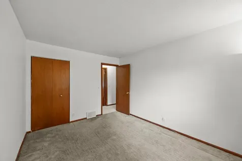 168 Linden Circle Apple Valley MN 55124