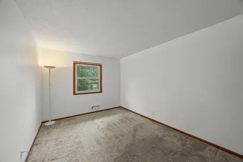 168 Linden Circle Apple Valley MN 55124