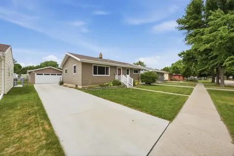 903 19th Street N Moorhead MN 56560
