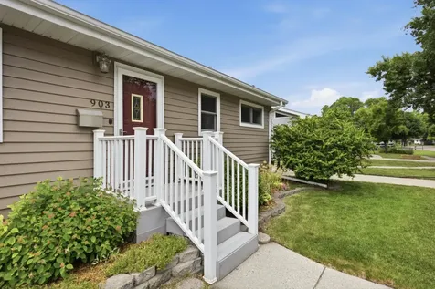 903 19th Street N Moorhead MN 56560