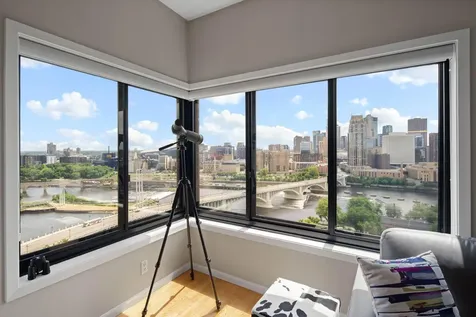 110 Bank Street SE Minneapolis MN 55414
