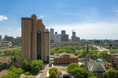 110 Bank Street SE Minneapolis MN 55414