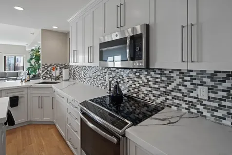 110 Bank Street SE Minneapolis MN 55414