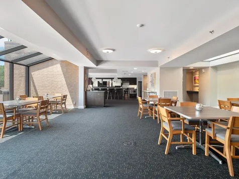 110 Bank Street SE Minneapolis MN 55414