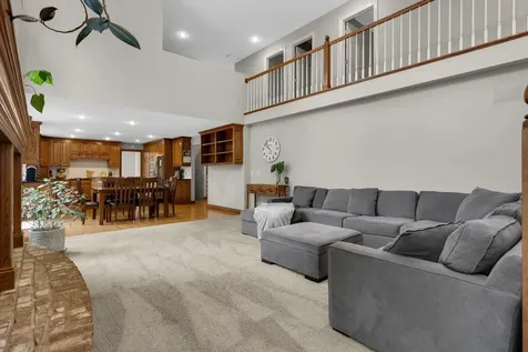 14905 White Oak Drive Burnsville MN 55337