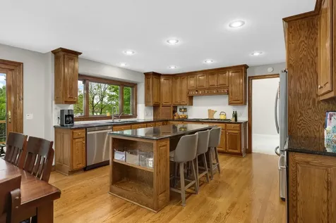 14905 White Oak Drive Burnsville MN 55337