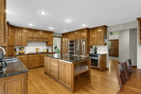 14905 White Oak Drive Burnsville MN 55337