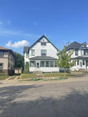 365 Case Avenue Saint Paul MN 55130