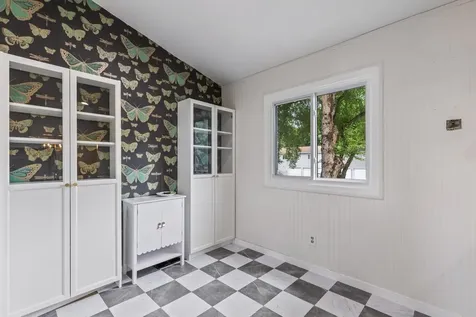 7440 Landau Curve Bloomington MN 55438