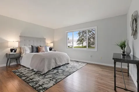 7440 Landau Curve Bloomington MN 55438