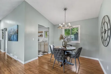 7440 Landau Curve Bloomington MN 55438