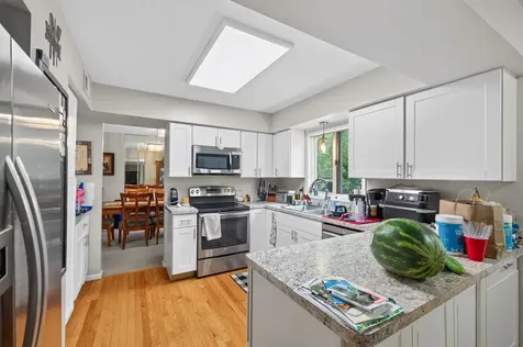 7001 Beacon Circle Eden Prairie MN 55346