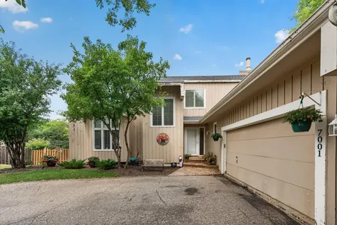 7001 Beacon Circle Eden Prairie MN 55346