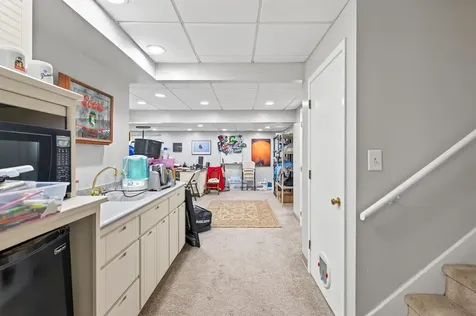 7001 Beacon Circle Eden Prairie MN 55346