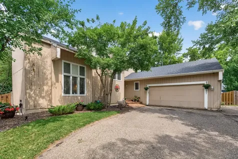7001 Beacon Circle Eden Prairie MN 55346
