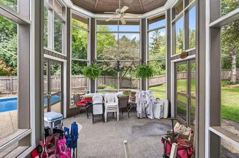7001 Beacon Circle Eden Prairie MN 55346