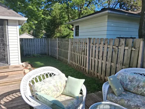 194 5th Avenue NE Hutchinson MN 55350