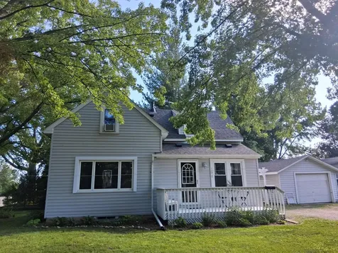 194 5th Avenue NE Hutchinson MN 55350