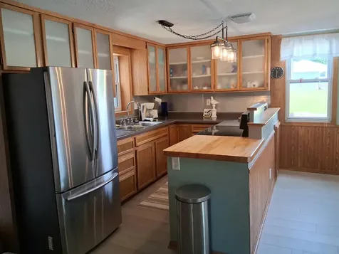 194 5th Avenue NE Hutchinson MN 55350