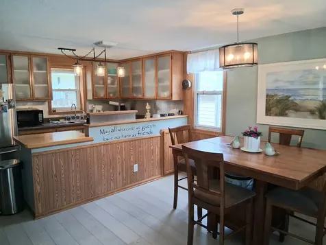 194 5th Avenue NE Hutchinson MN 55350
