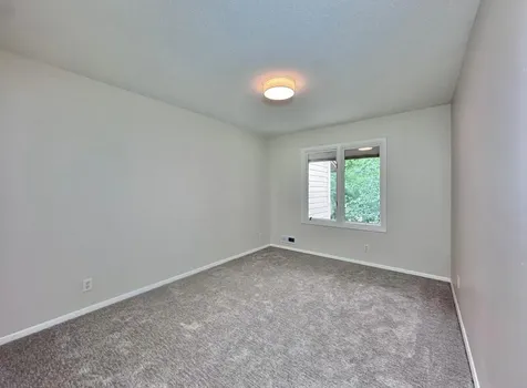 10245 Scarborough Road Bloomington MN 55437