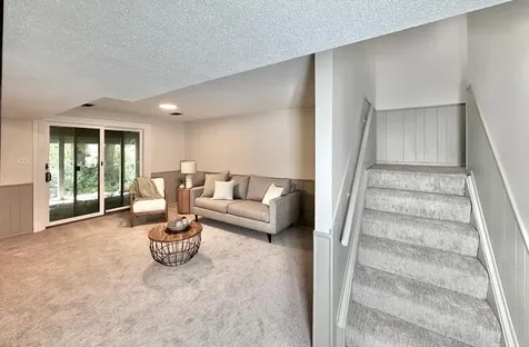 10245 Scarborough Road Bloomington MN 55437