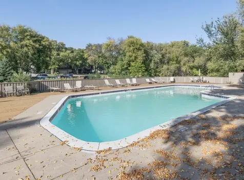 10245 Scarborough Road Bloomington MN 55437