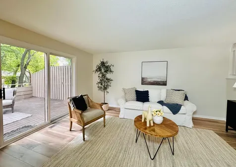 10245 Scarborough Road Bloomington MN 55437