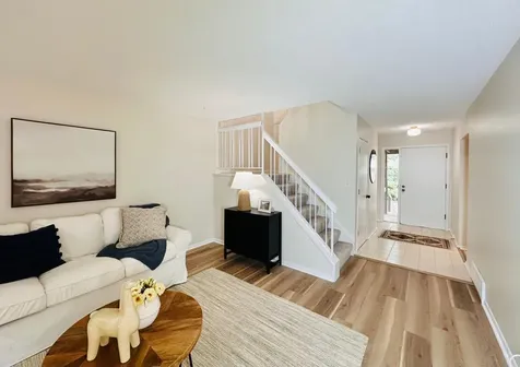 10245 Scarborough Road Bloomington MN 55437