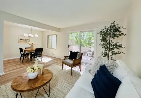 10245 Scarborough Road Bloomington MN 55437