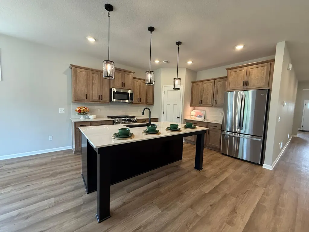 8219 Haywood Drive Lino Lakes MN 55014