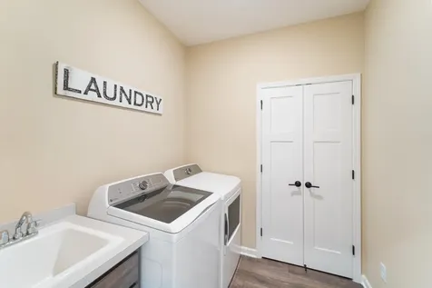251 Meadow Way Elko New Market MN 55054