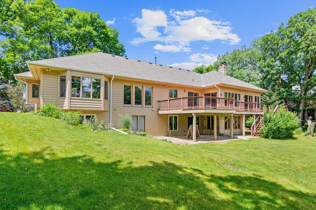 1200 Summit Oaks Drive Burnsville MN 55337