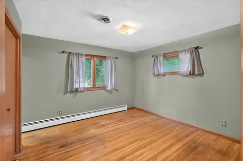 2728 5th Avenue E North Saint Paul MN 55109