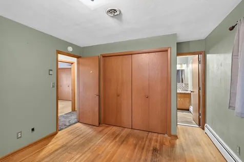 2728 5th Avenue E North Saint Paul MN 55109