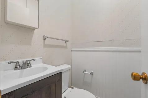 2728 5th Avenue E North Saint Paul MN 55109