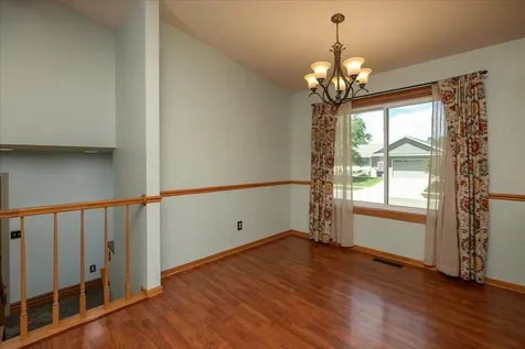 906 High Meadow Lane SW Rochester MN 55902