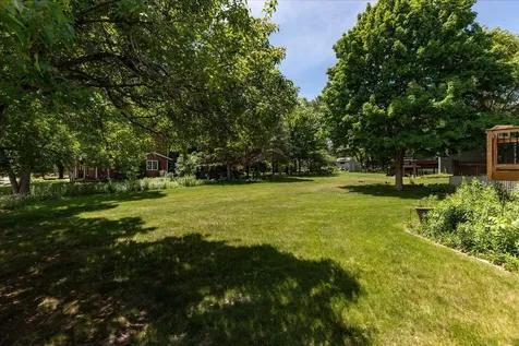 906 High Meadow Lane SW Rochester MN 55902
