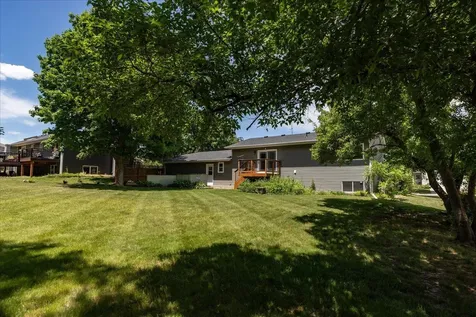 906 High Meadow Lane SW Rochester MN 55902
