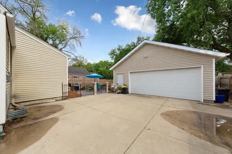 339 Jefferson Avenue Mankato MN 56003