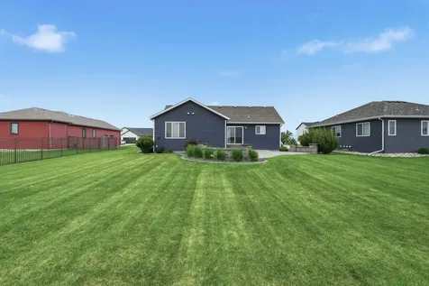 2829 14th Street W West Fargo ND 58078